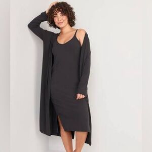 Old Navy Maternity Robe and Gown set